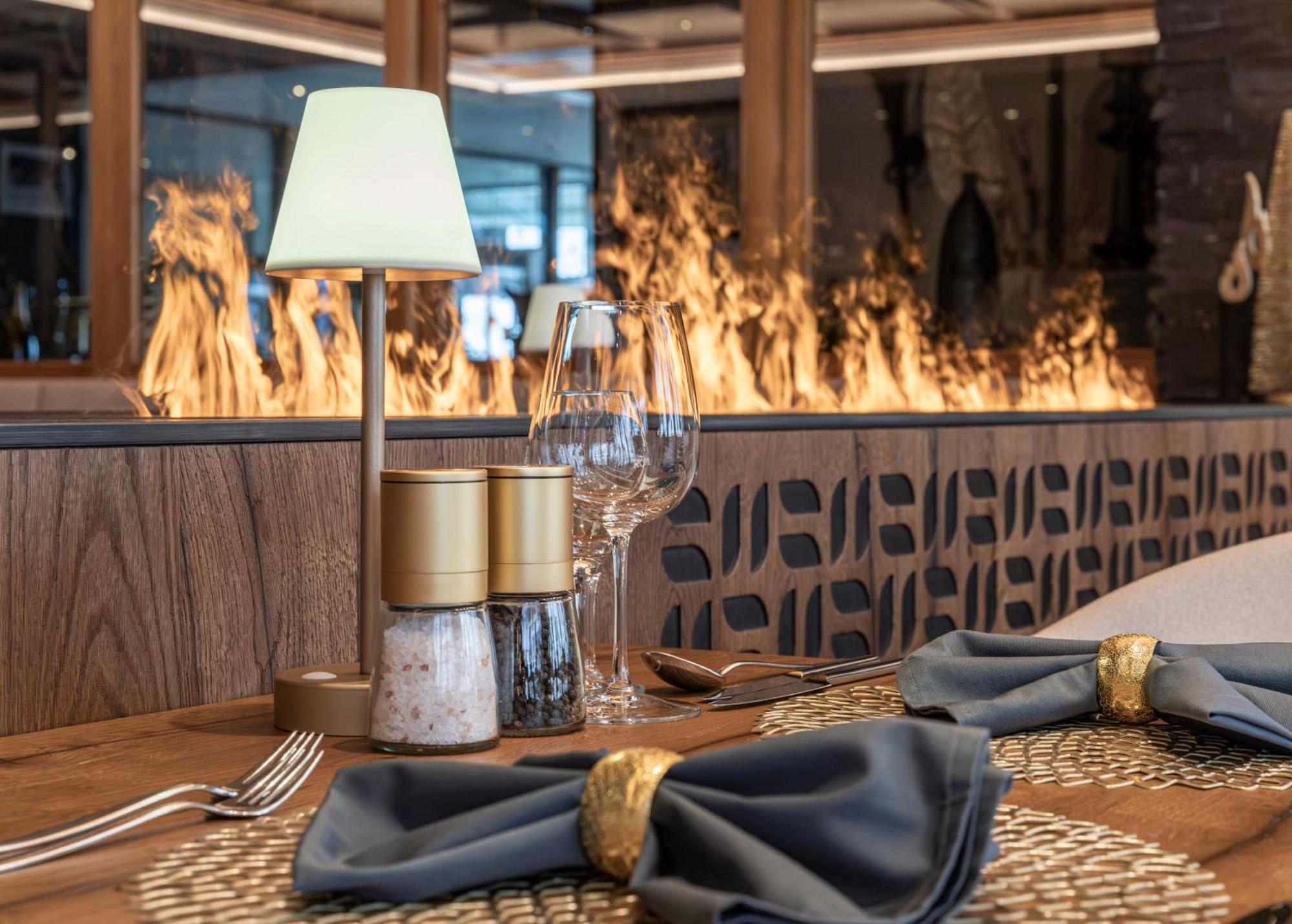 Hotel Gramaser 이스크글 외부 사진