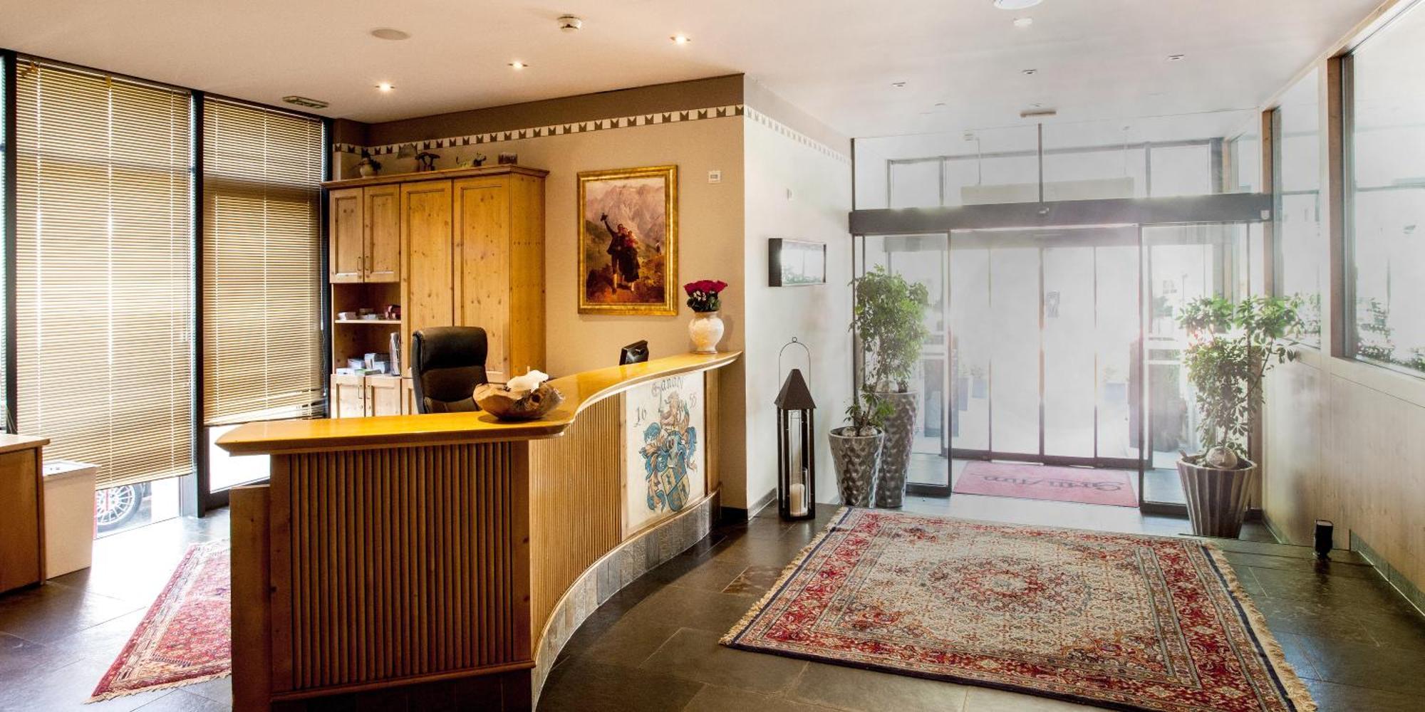 Hotel Gramaser 이스크글 외부 사진