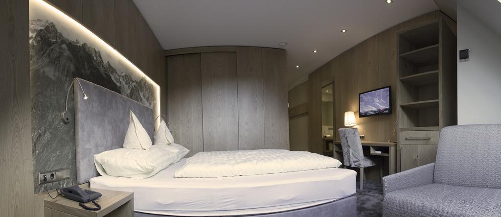 Hotel Gramaser 이스크글 외부 사진